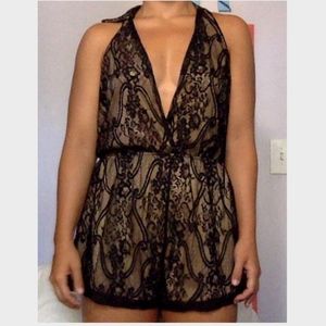 STELLA LAGUNA BEACH Black Lace Romper
